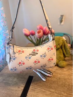 coach Teri bag flower