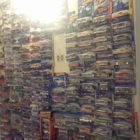 FOR SALE BIG COLLECTION THE HOTWHEELS CLASSIC CARS