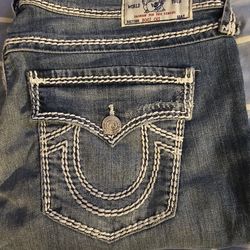 NEW Women's True Religion brand jeans w/white stitching Bootcut-$125