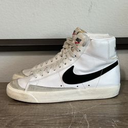 Nike Blazer 77 Mid Top Women’s Shoes Size 6.5