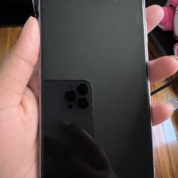IPhone 11 & IPhone XR 