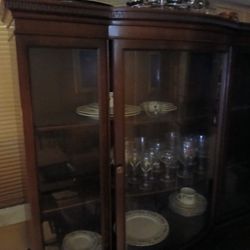  China Cabinet  With Glass Doors That Open 