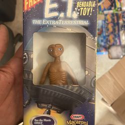 E.T. KRAFT MACARONI & Cheese