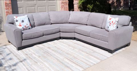 Grey L-Shaped Sectional Couch, DELIVERY AVAILABLE!!
