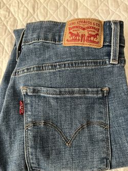 Levi  311 Shaping Skinny Size 27