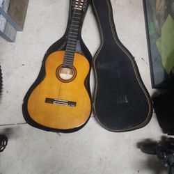 Yamaha G231 Guitar 