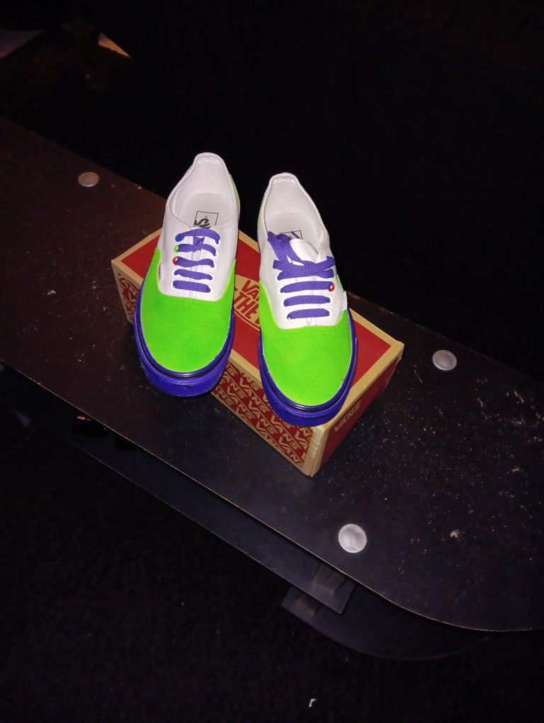 Buzz lightyear Custome Vans