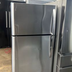 FRIGIDAIRE TOP FREEZER REFRIGERATOR STAINLESS STEEL 