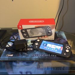 Switch Lite With Smash Bros