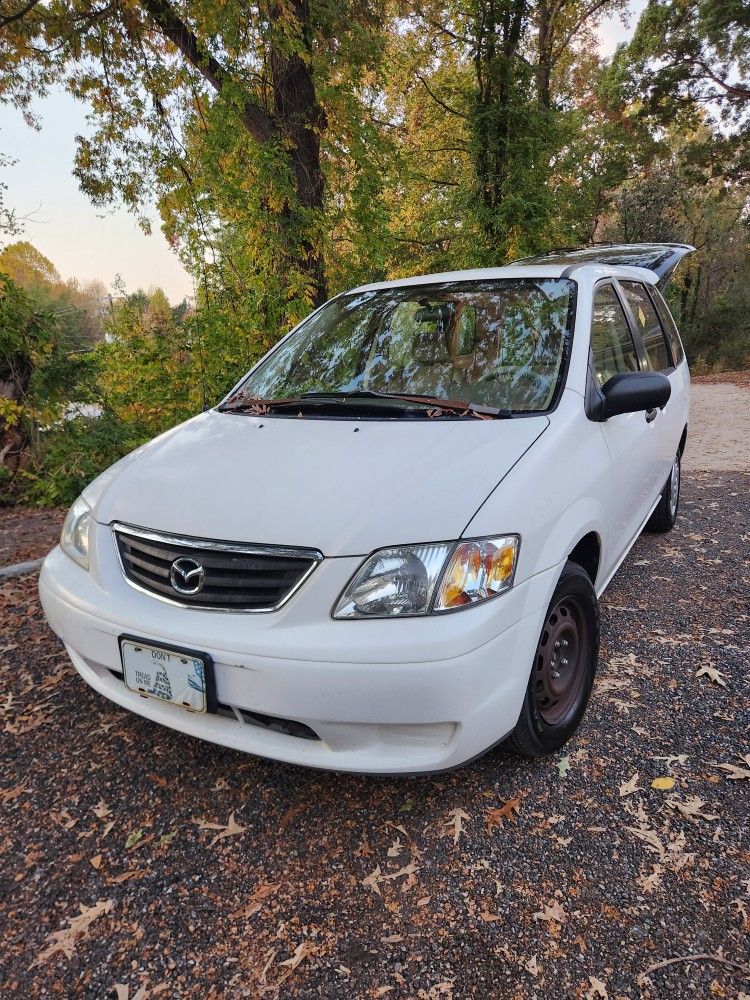 2000 Mazda MPV