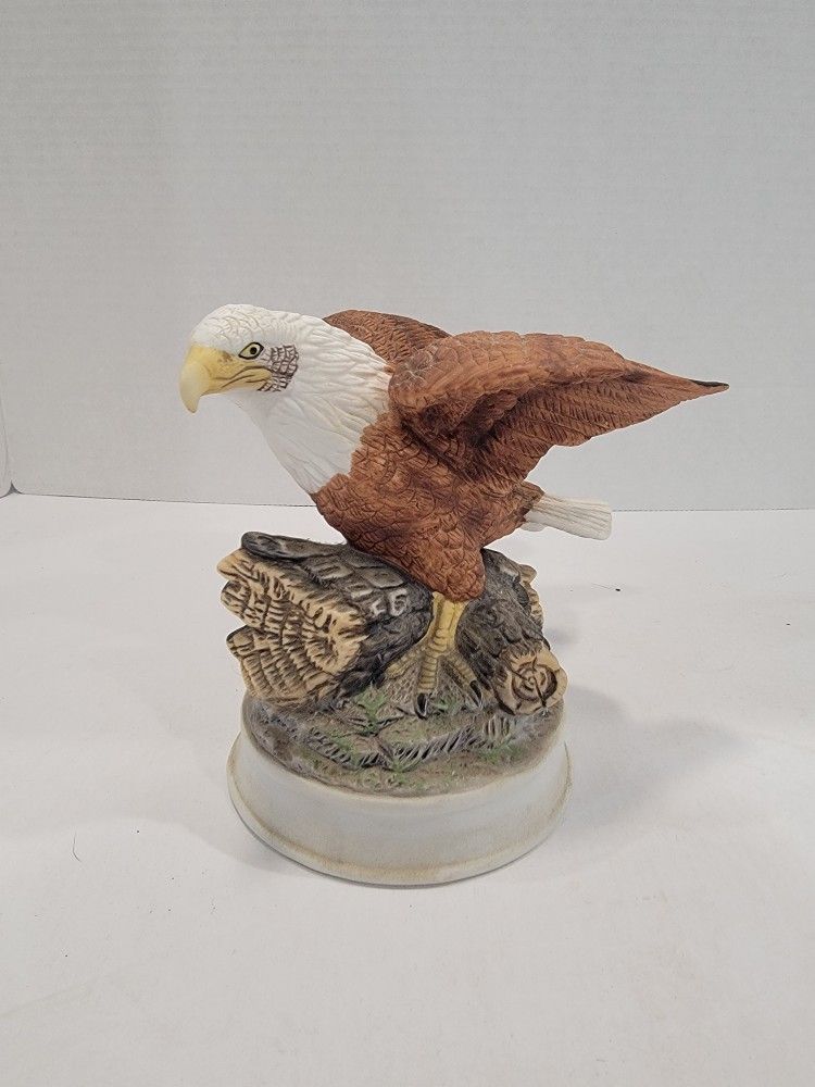 Americana Bald Eagle "Birds in Flight" Collection Limited Series Royal Heritage