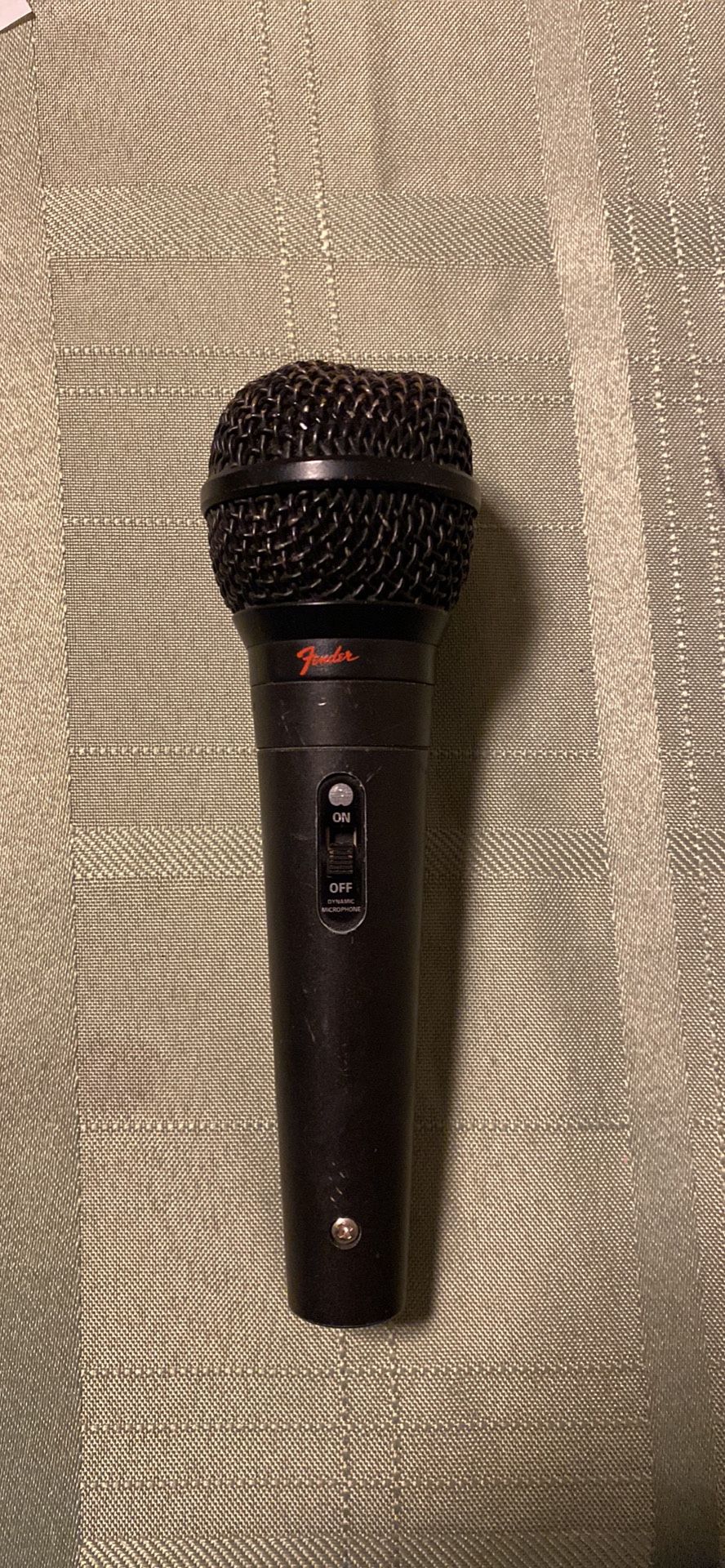 Fender P-51 Mic Microphone