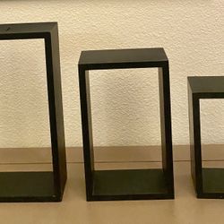 Set Of 3 Black wood Shelves 