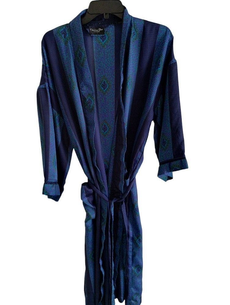 Christian Dior Monsieur Men's Blue Geometric Pattern Robe One Size Belted VTG
In great condition with no stains or holes.
One Size (Men's) - Please