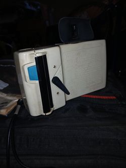 Polaroid Swinger model 20