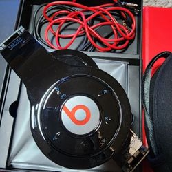 Wireless  - Over The Ear Beats Headphones