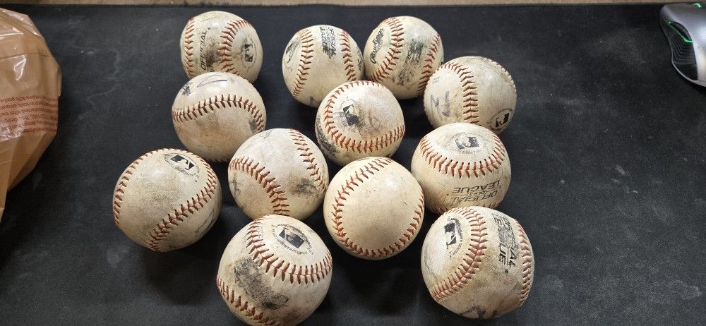 Rawlings Baseballs