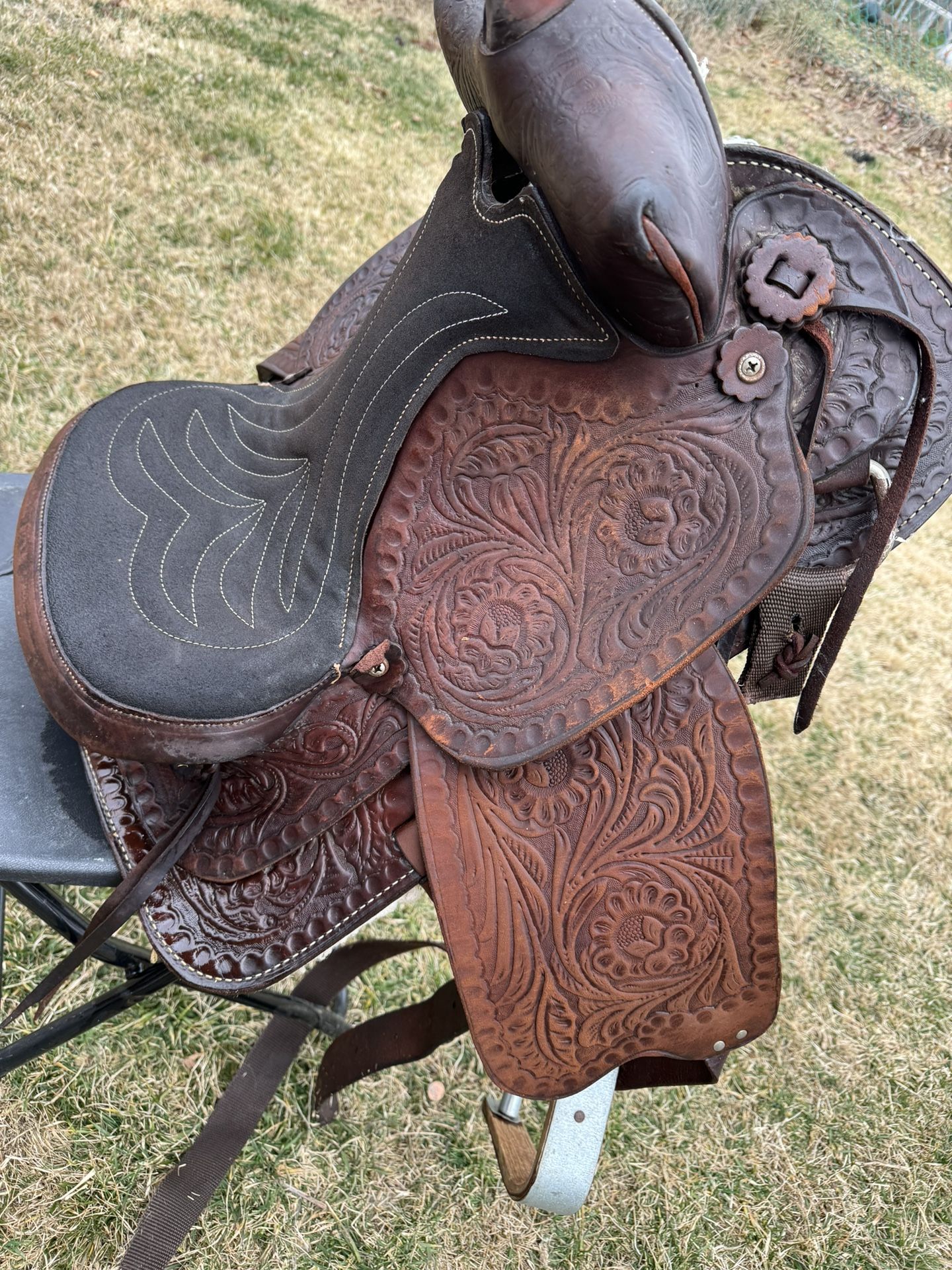 Horse Saddle 15”