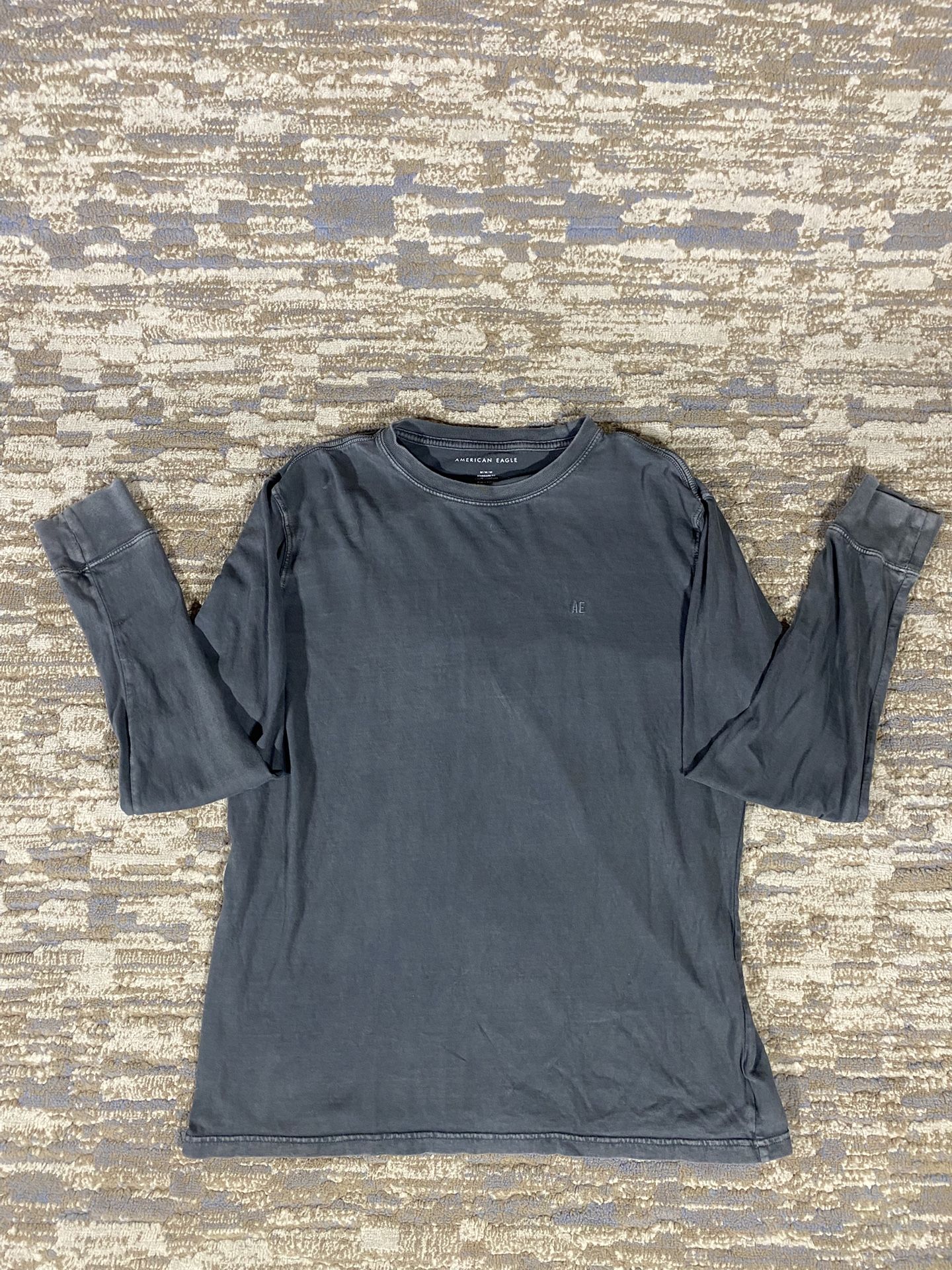 Men’s Medium American Eagle Long Sleeve