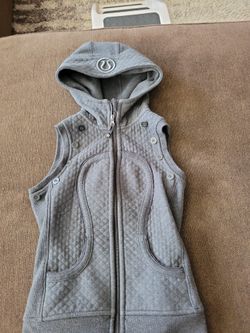 Lululemon sleeveless hoodie- heavy