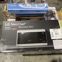 NeoChef 21.41 in. Width 1.5 cu.ft. Stainless Steel with Smart Inverter 1100-Watt Countertop Microwave