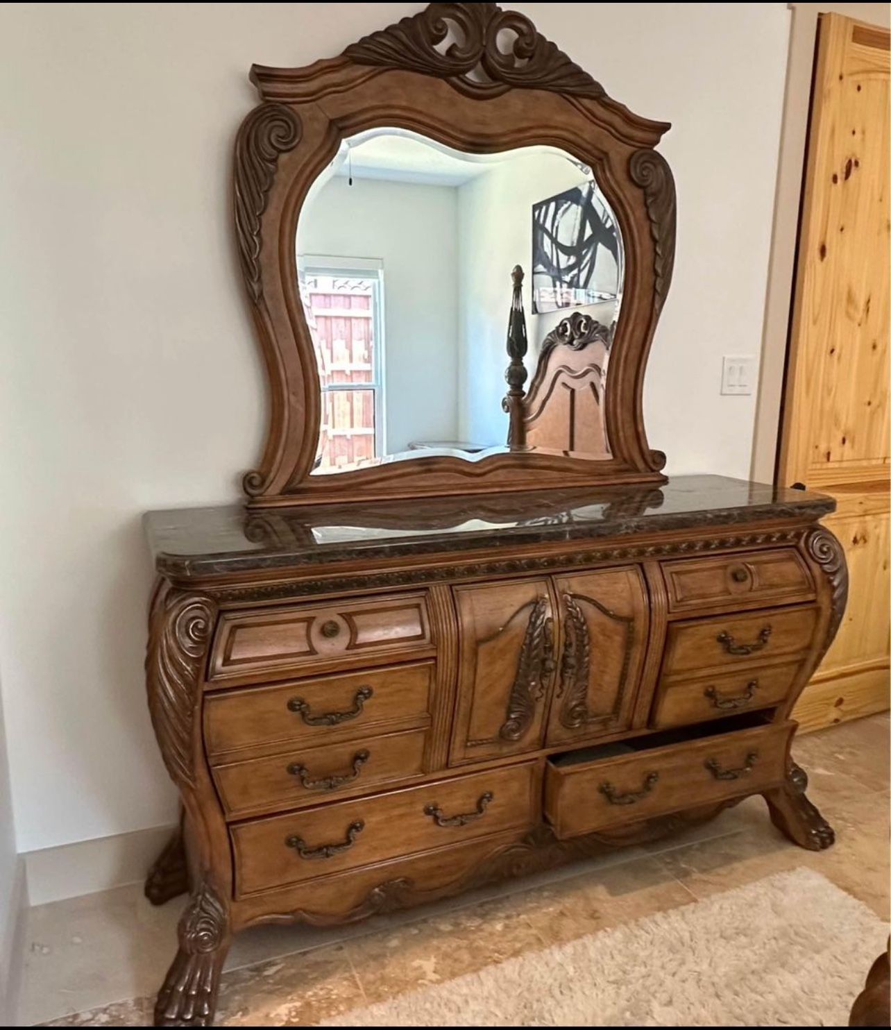 Queen Bedroom Set No Mattress