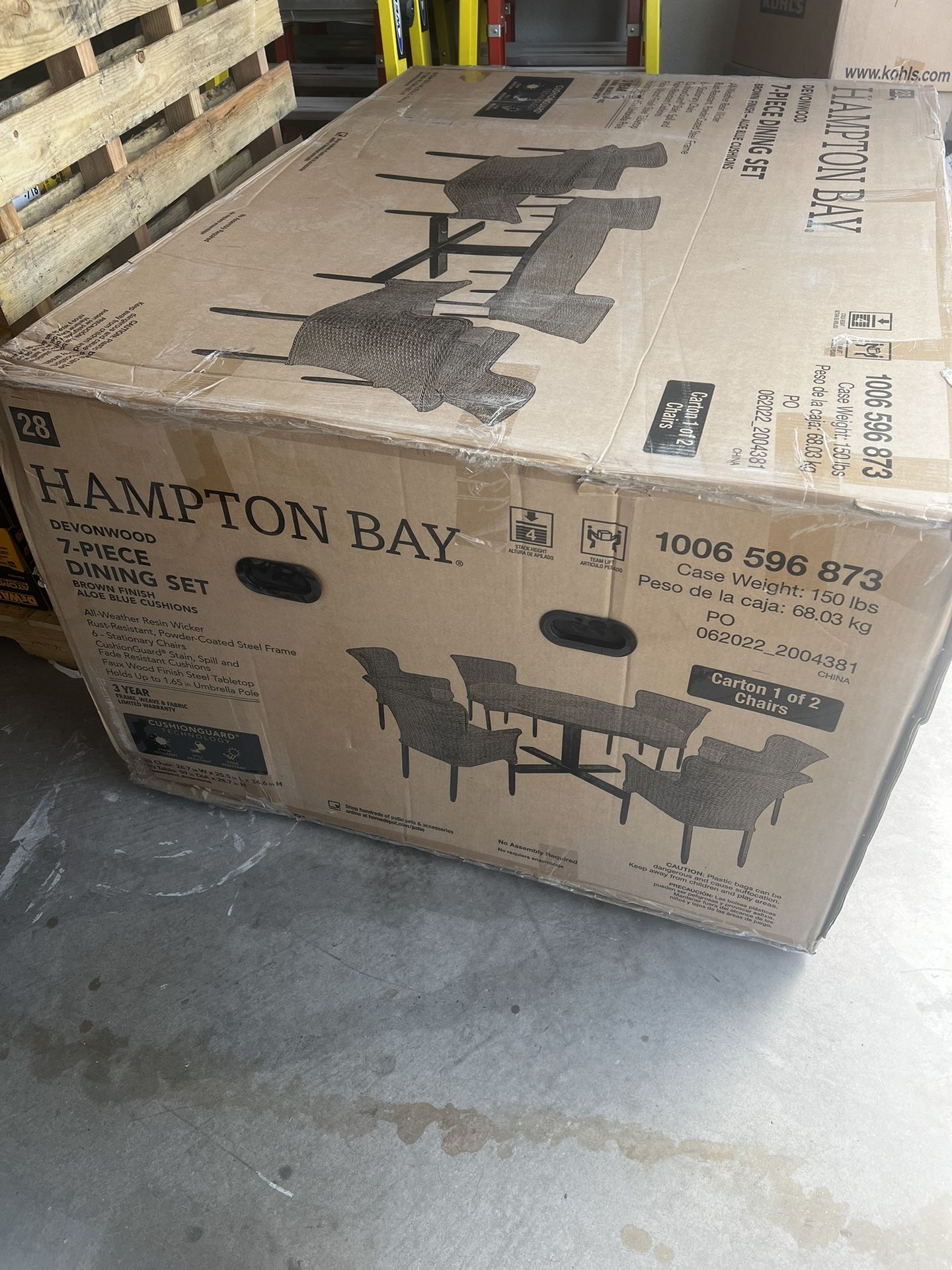 BRAND NEW Hampton Bay Devonwood 7 Piece Dark Brown Wicker Outdoor Patio