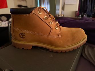 Timberland women 9.5