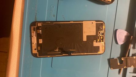 Used iPhone 14 Pro screen