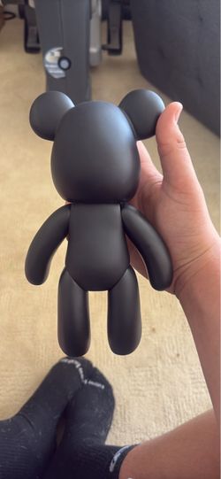 Plastic black bear brick