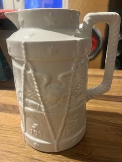 Vintage Bicentennial Pitcher 1970s