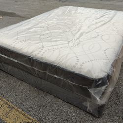 NEW MATTRESS FULL SIZE PLUSH WITH BOX SPRING
