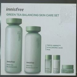 InnisFree Green Tea Balancing Skin Set