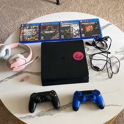 PS4 Gaming Set Up 