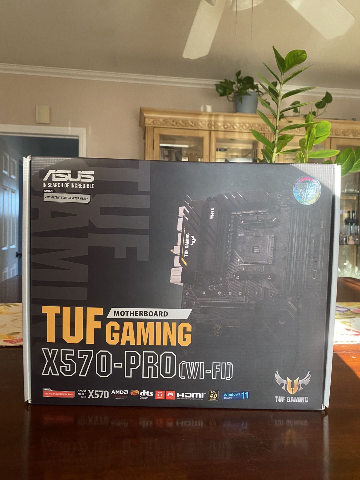 NEW: Motherboard Asus X570 - Pro Tuf Gaming
