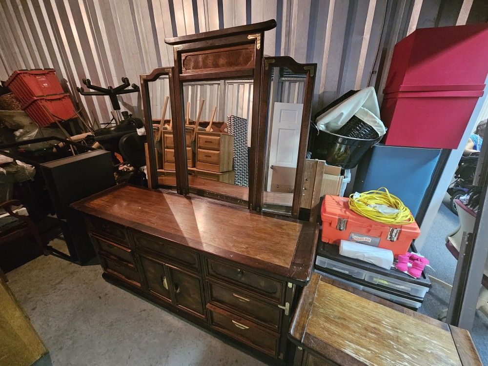 Vintage Hardwood Bedroom Set