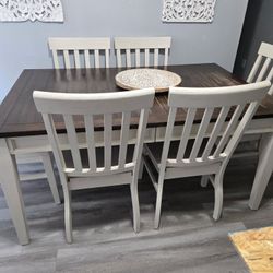 Dinning Table 