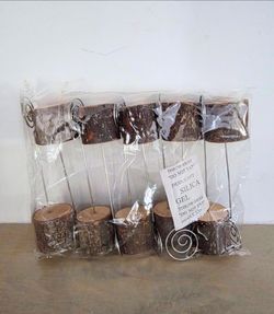 Place Card Table holders, Rustic Wooden Base, set of 10
