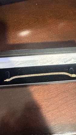 Women 14k Gold Bracelet