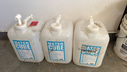 3 X 5 Gallons Water Cube Jars