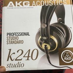 AKG Acoustics 