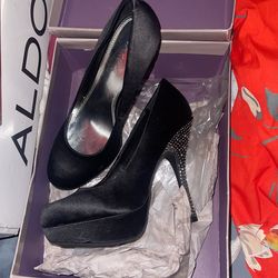 Gorgeous Bakers pumps