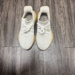 Yeezy 350 v2