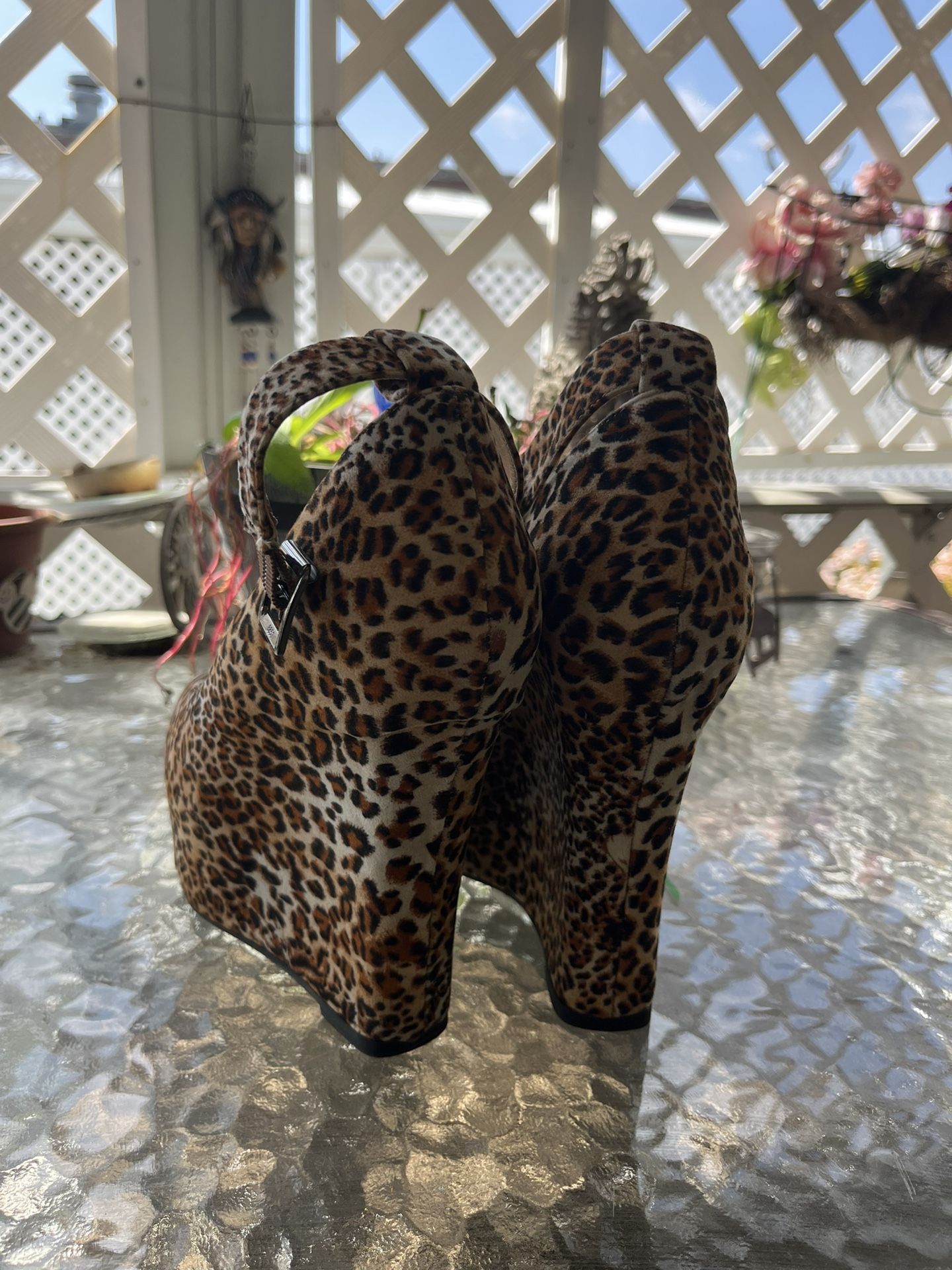 Unif hot sale leopard shoes