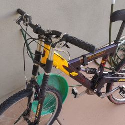 Mountain Bike Rock Hopper