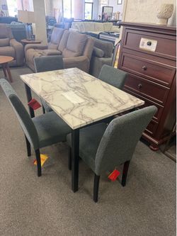 Dining set