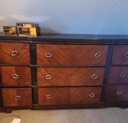 Beautiful king size Bedroom set