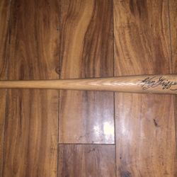 Autographed Ken Griffey JR Vintage Baseball Bat (1995)
