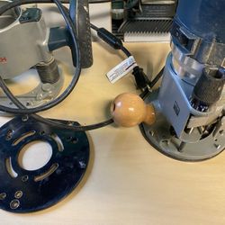 Bosch router set and table plus bits