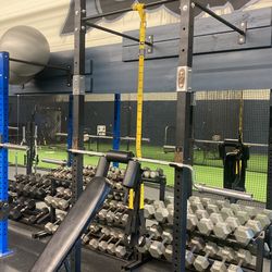Wall squat Rack